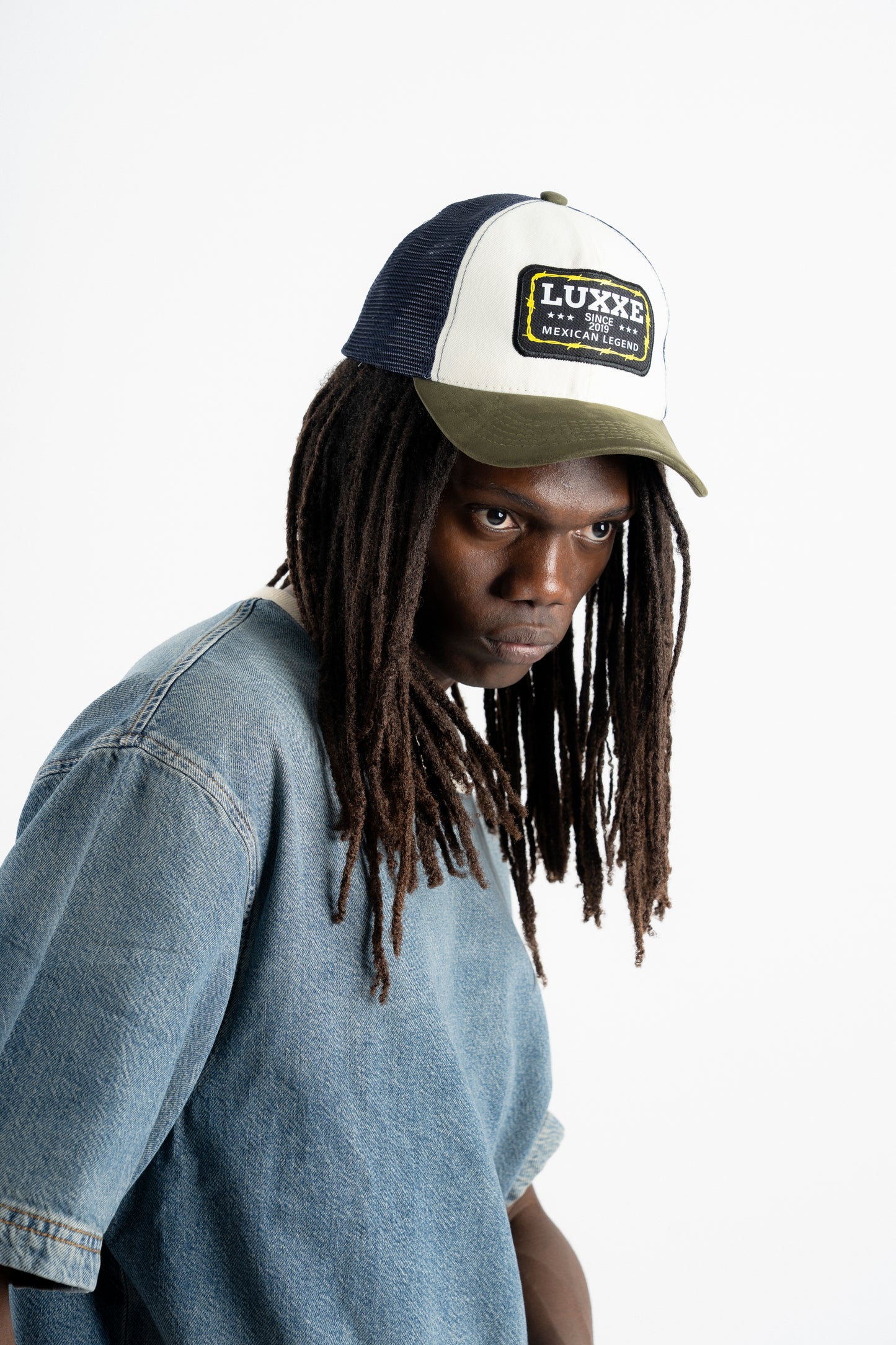 BARBED CAP