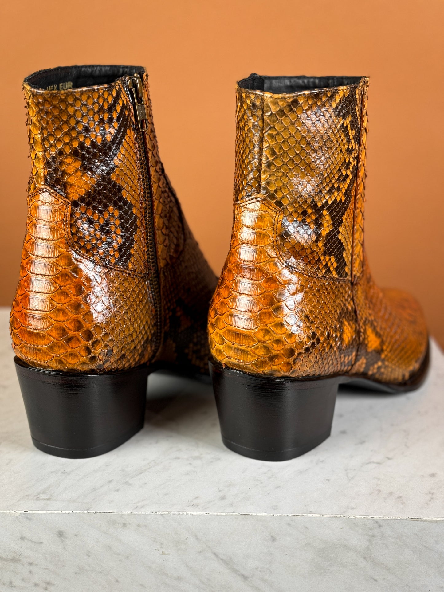 YELLOW PYTHON LISBON