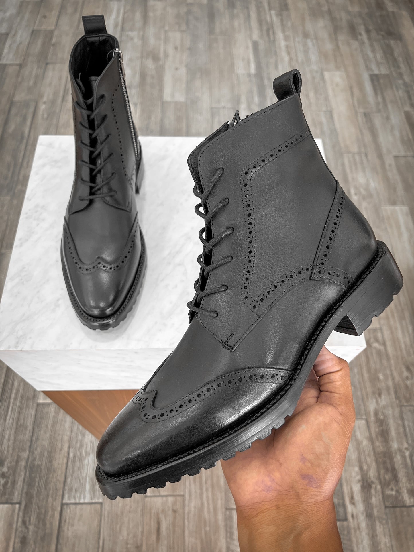 COMBAT BROGUE BOOTS