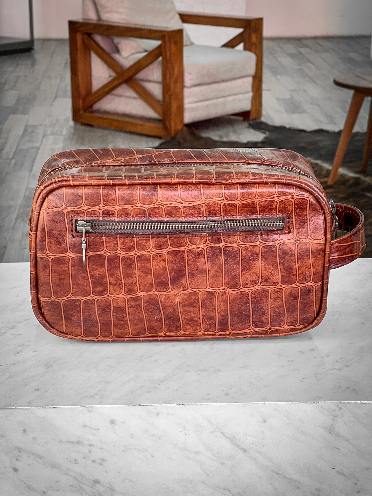 BROWN CROCO NECESER