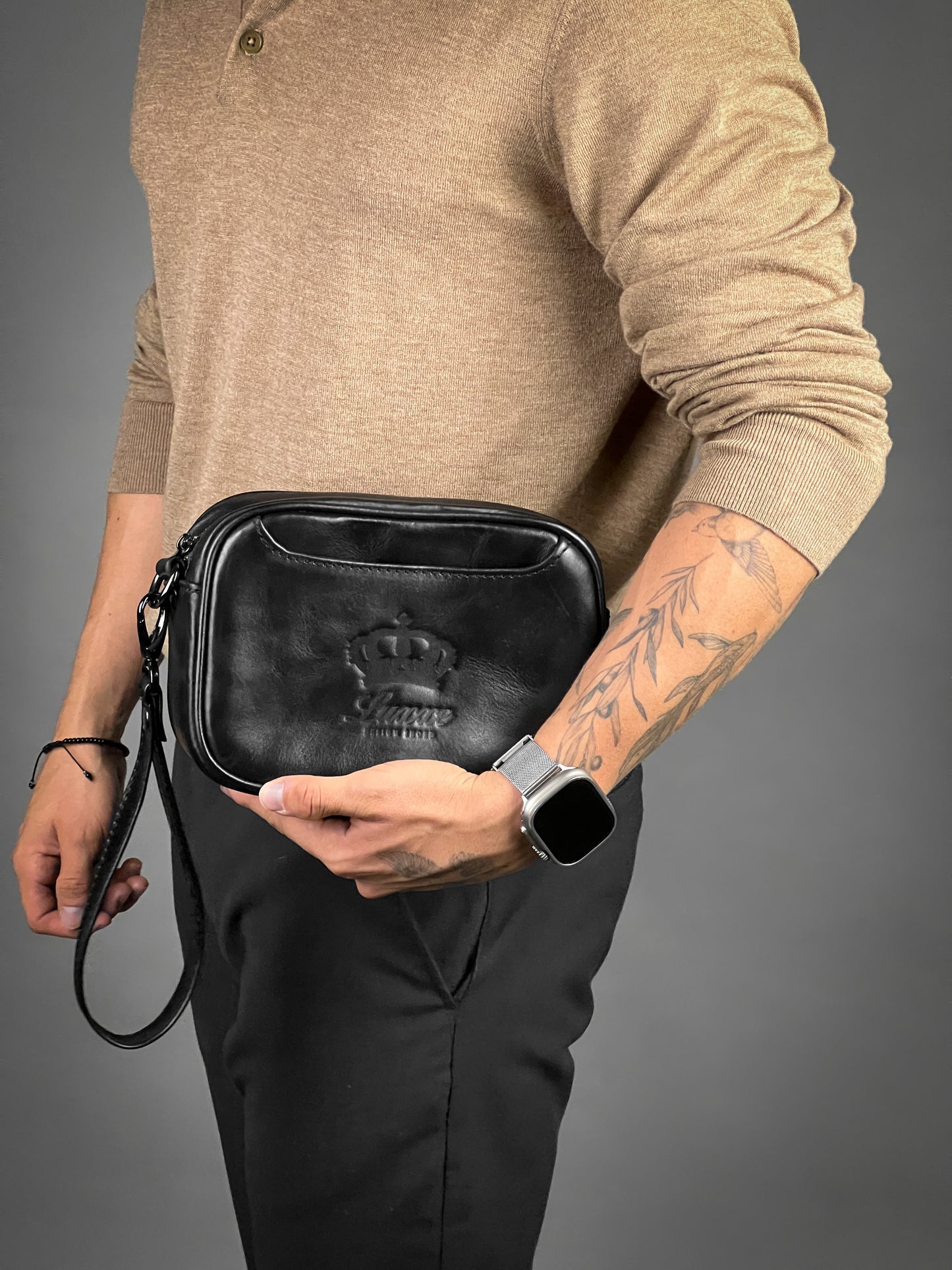BLACK HANDBAG