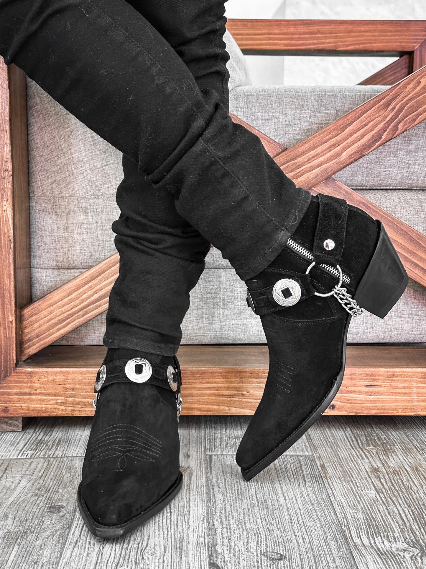 BLACK SUEDE MALAGA