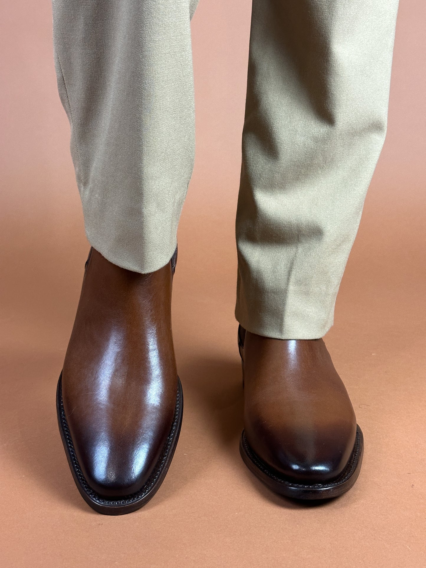 LIGHT BROWN CHELSEA