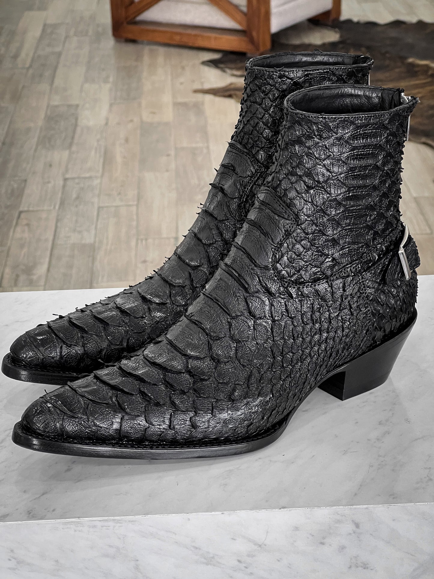 EXOTIC VALENCIA (Big scales)