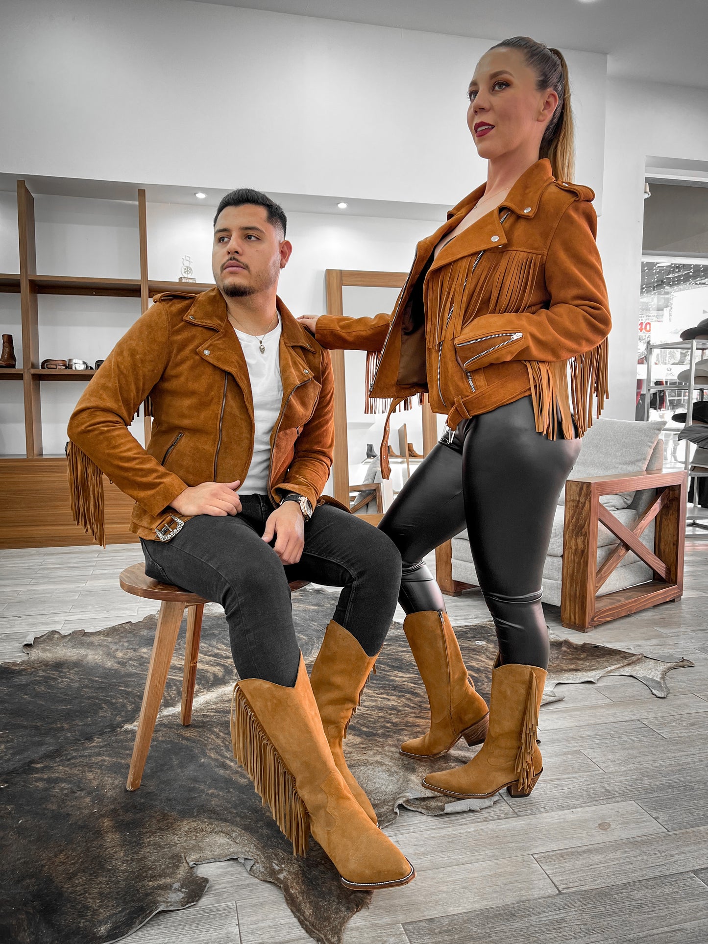 HIGH FRINGED WESTERN