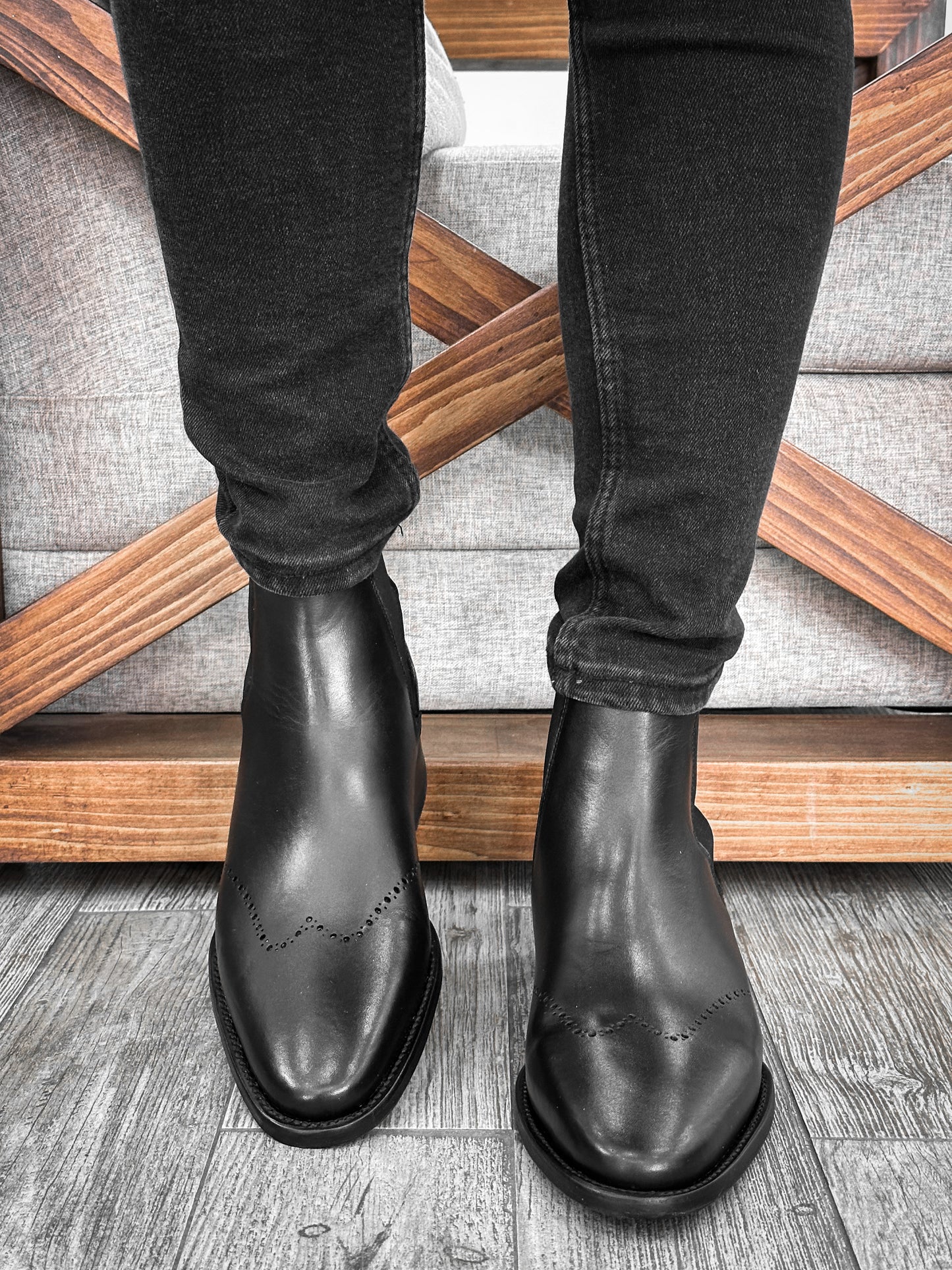 CHELSEA BROGUE BOOTS