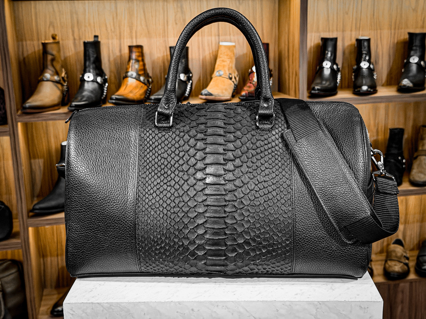 BLACK PYTHON BOWLING
