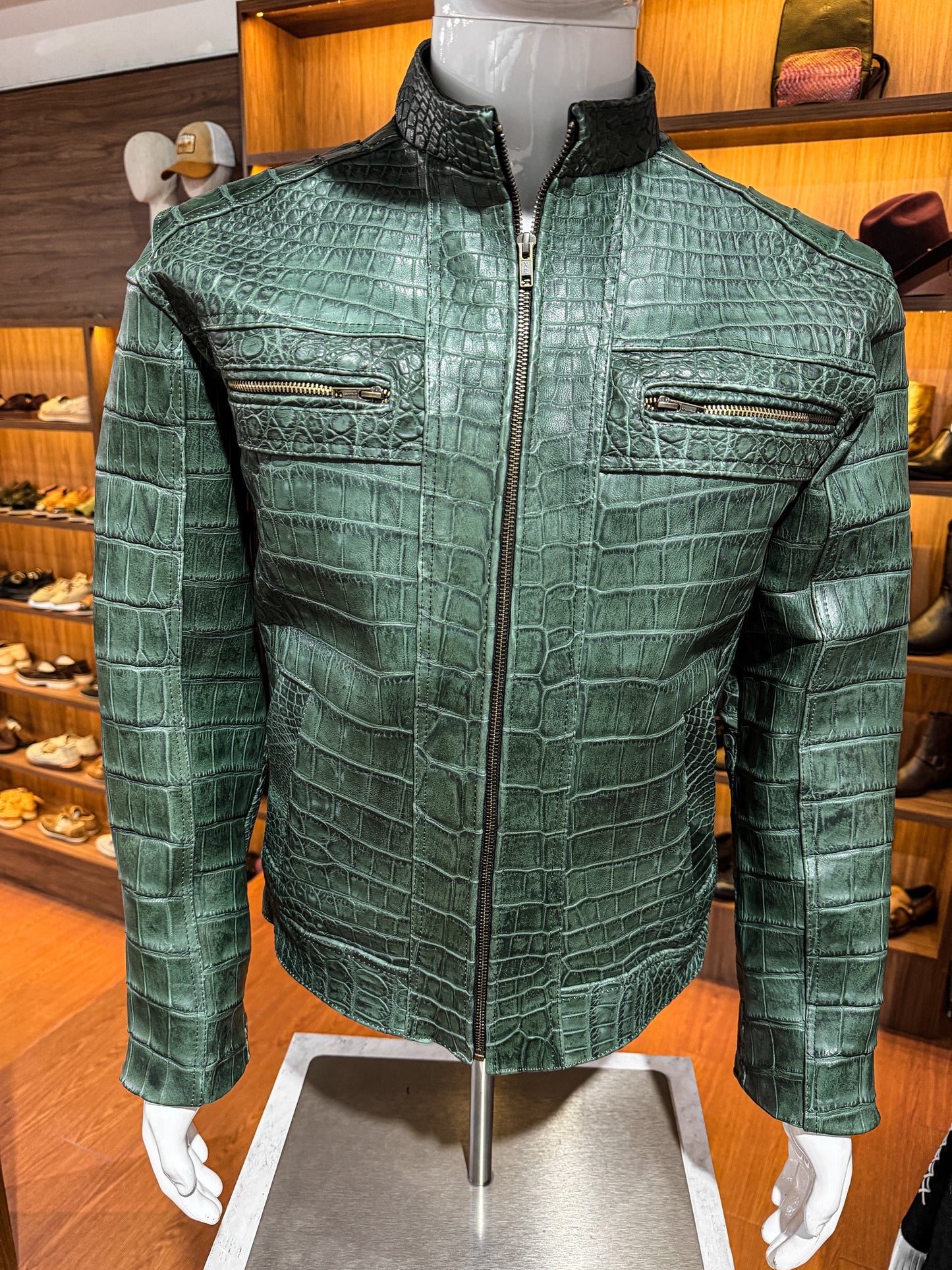 GREEN CROCODILE RACER