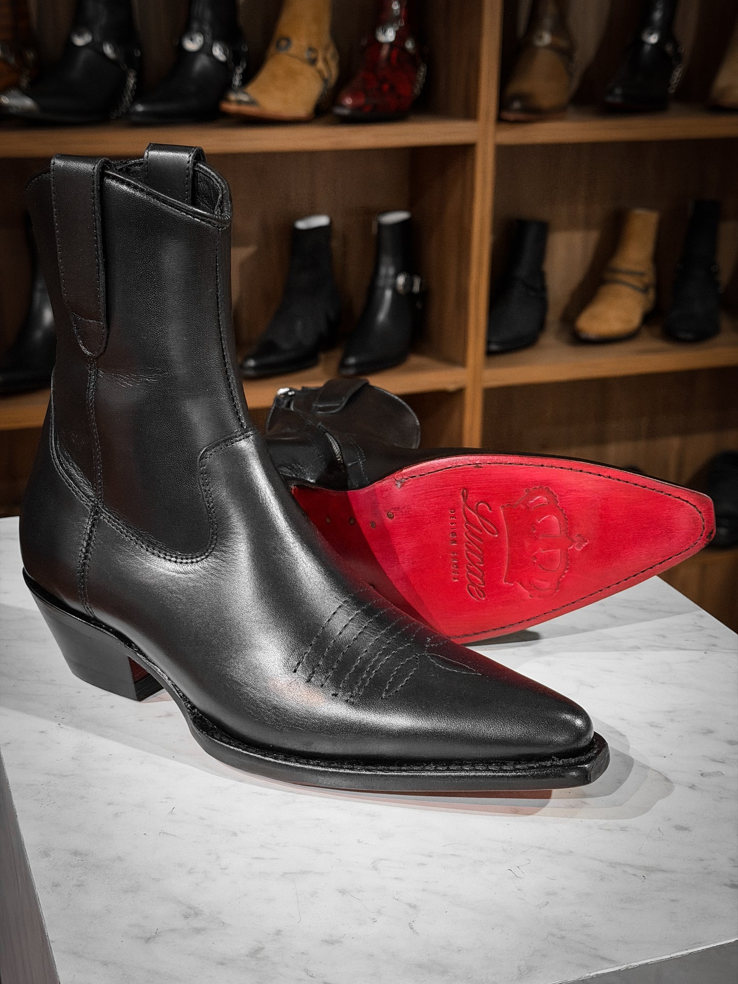 BLACK WESTERN BOOTS