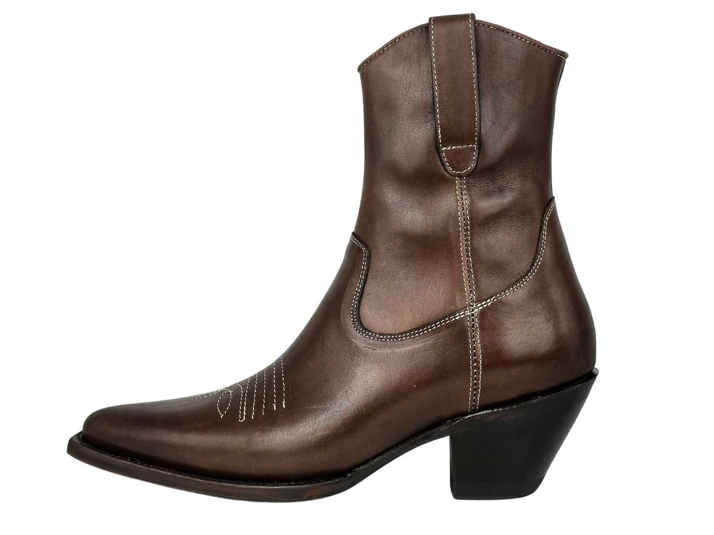 BROWN WESTERN BOOTS