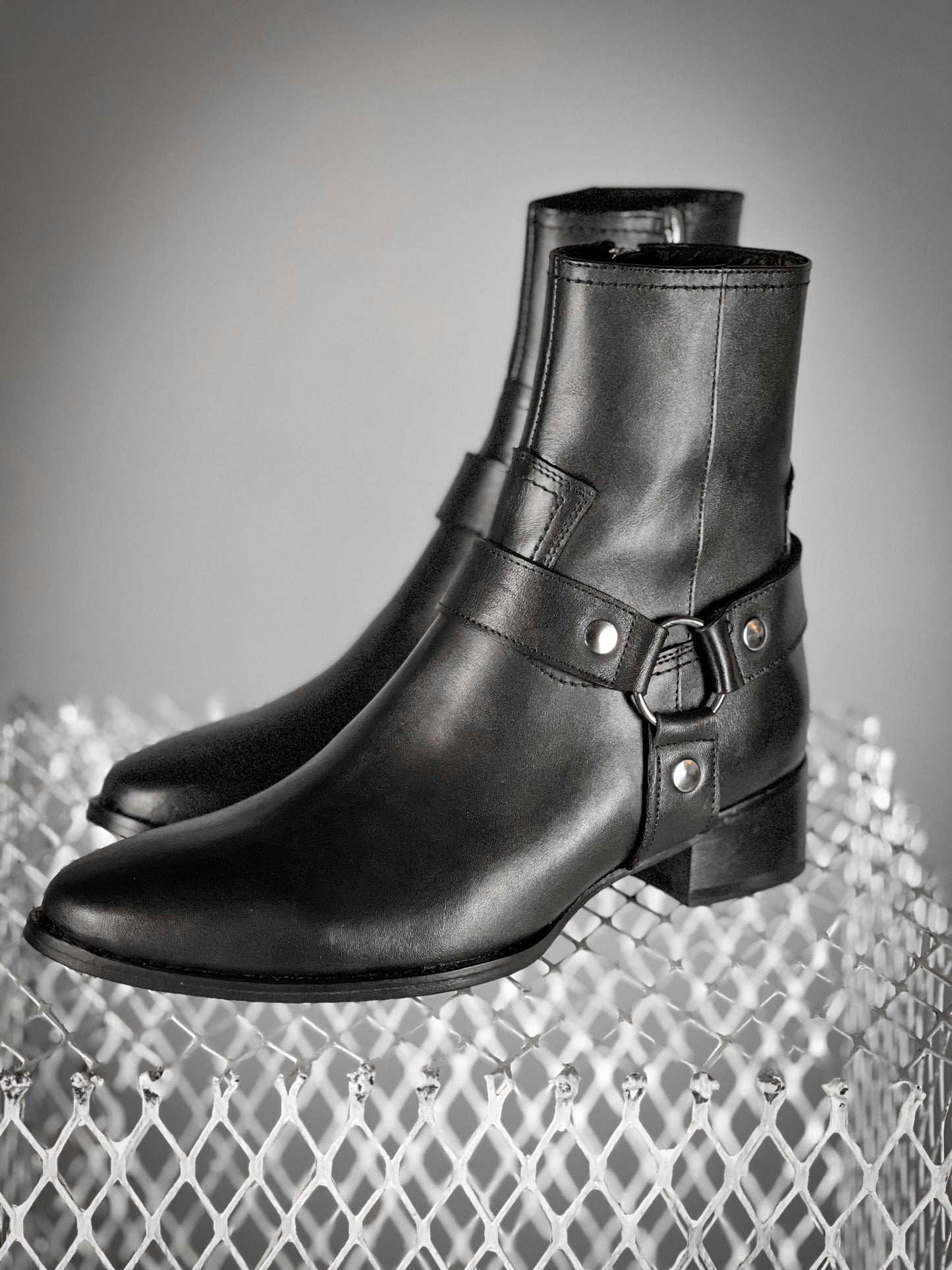 NEW CLASSIC ANKLE BOOTS