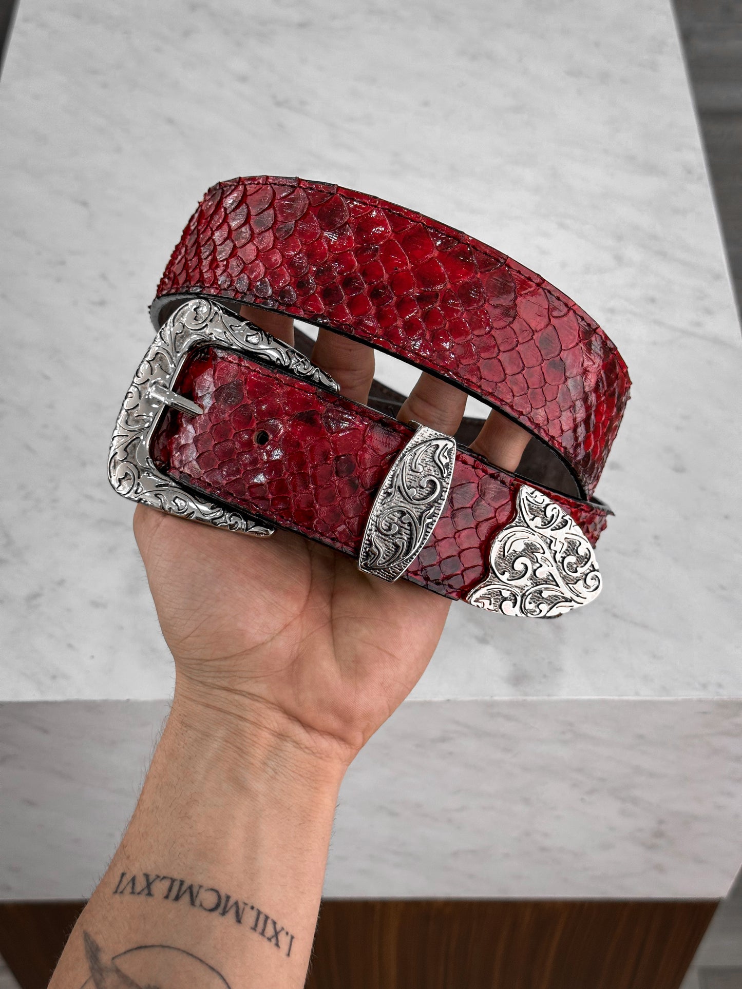 RED PYTHON BELT – LuxxeMx