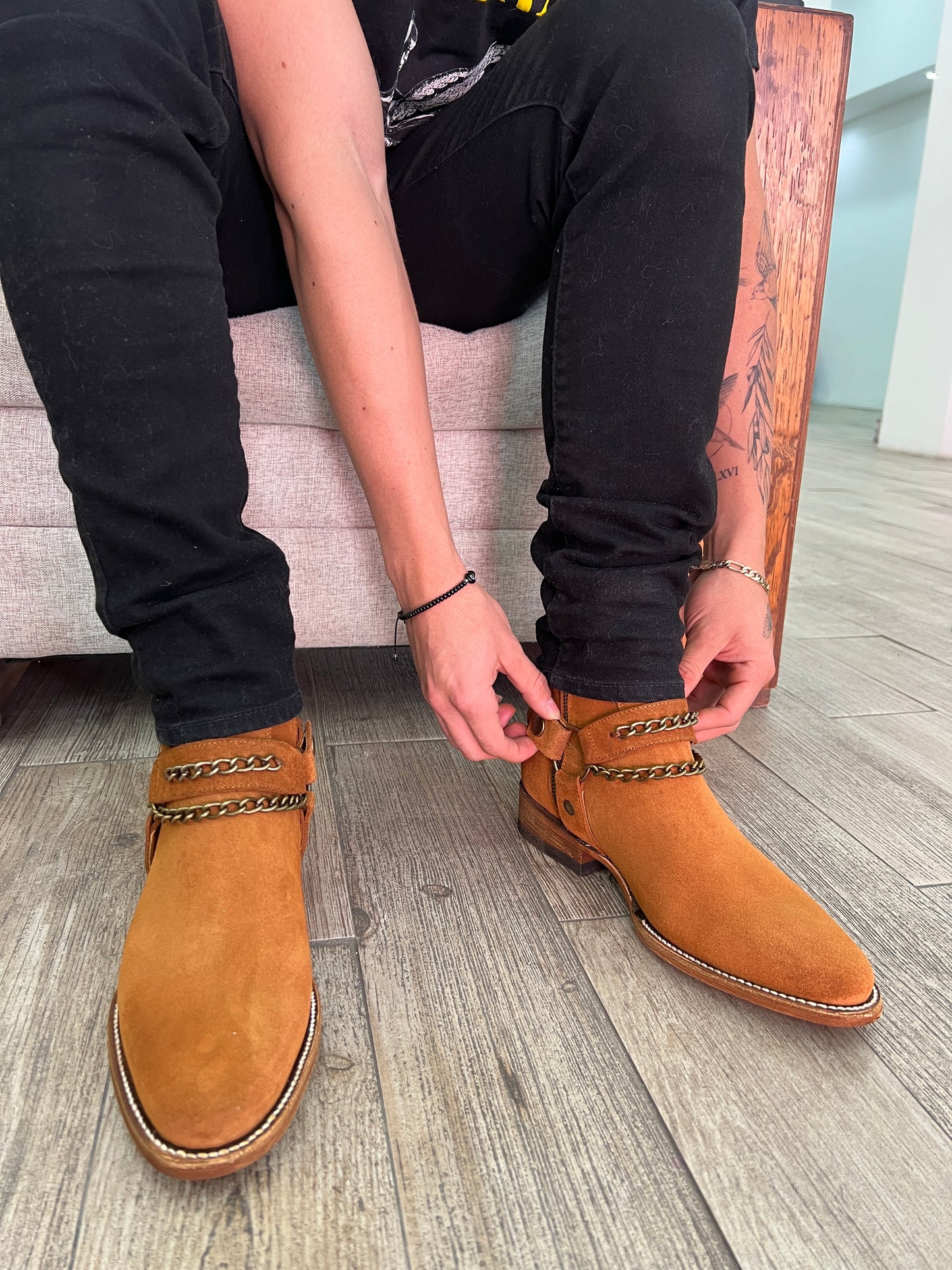 CHESTNUT ANKLE BOOTS