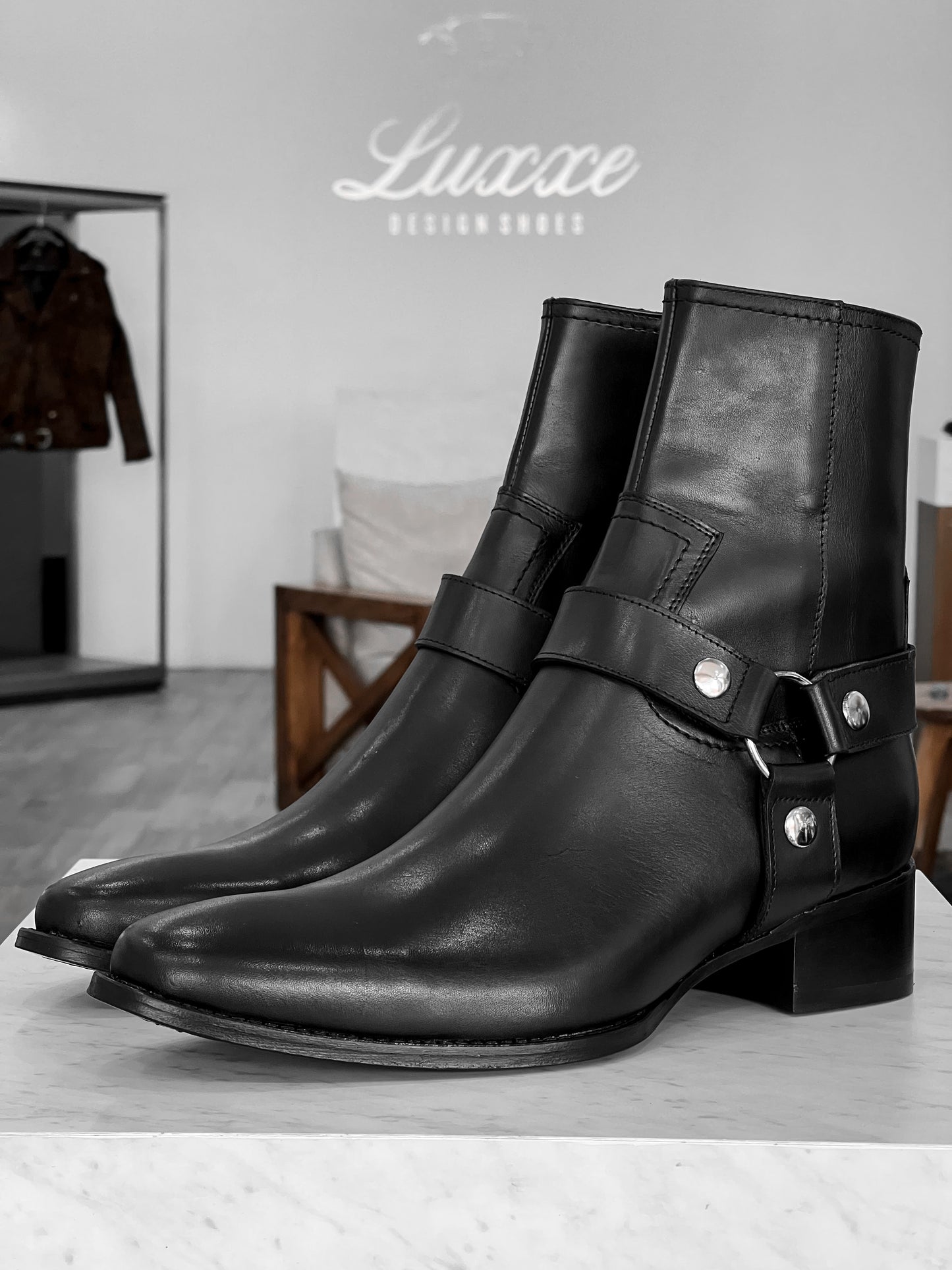 NEW CLASSIC ANKLE BOOTS